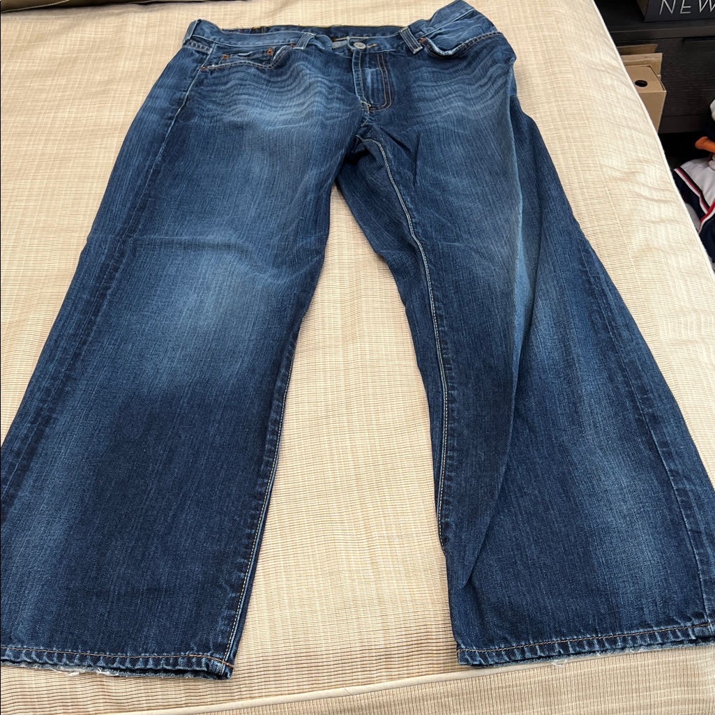 Lucky Brand Relaxed Fit Dark Blue Jeans Lucky Brand Relaxed Fit Dark Blue Jeans